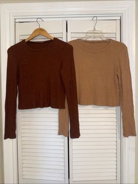 Reformation 🤎 Ribbed Long-Sleeve Crewneck Top Bundle of 2 - M